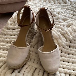 Brand new Michael Kors wedgies